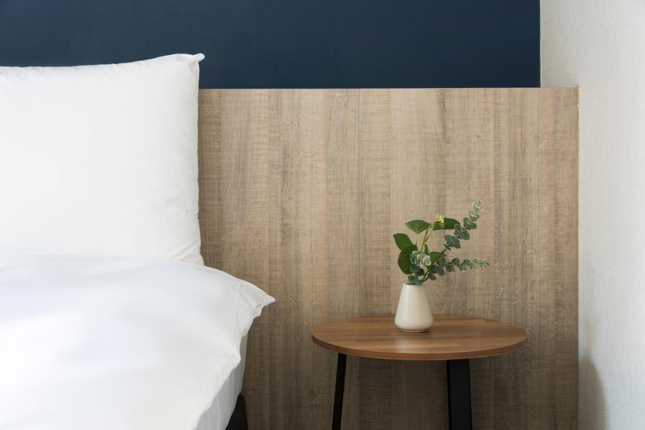 Sparrow Hotel Тайчжун Екстер'єр фото