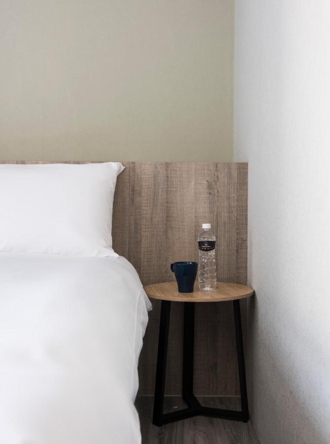 Sparrow Hotel Тайчжун Екстер'єр фото